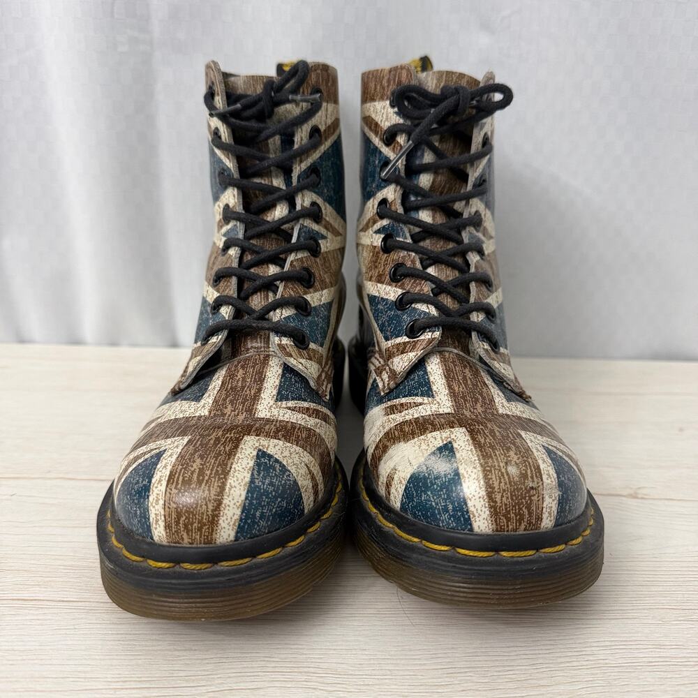Dr. Martens Pascal Virginia Union Jack Boots Womens Size 6 US - Picture 2 of 14